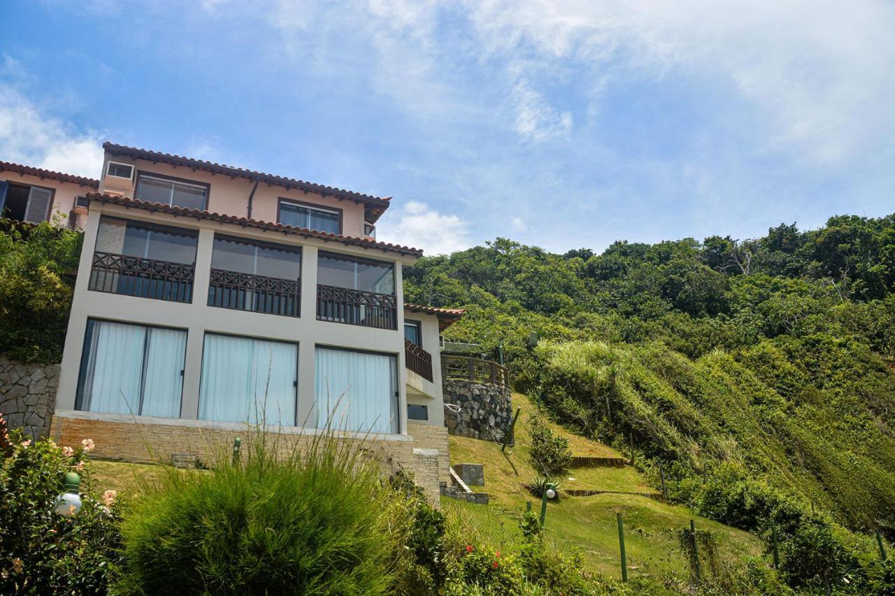 Casa pé na areia com varanda gourmet em Búzios RJ Exterior foto